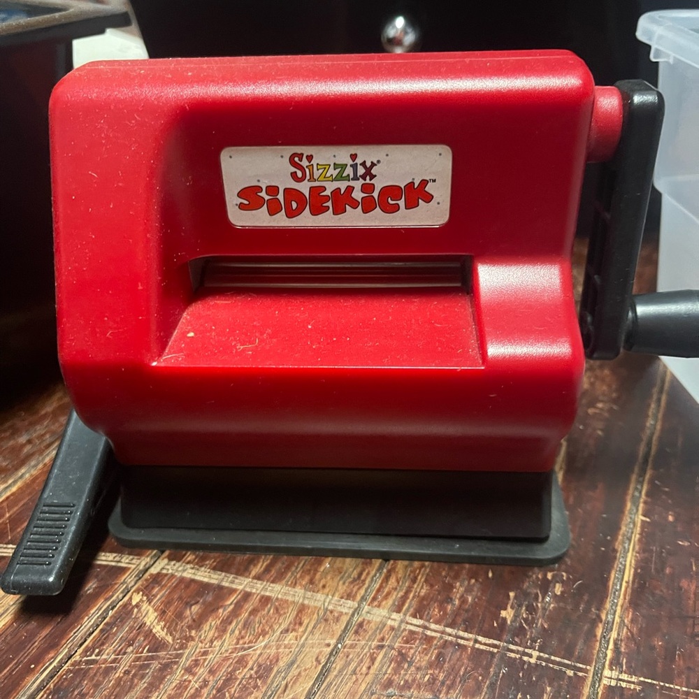 Sizzix Sidekick Red Craft Machine